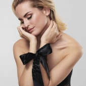 Черные ленты для связывания SILKY SENSUAL HANDCUFFS - Bijoux Indiscrets - купить с доставкой в Йошкар-Оле