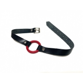 Красный кляп-кольцо на черных кожаных ремешках - БДСМ Арсенал - купить с доставкой в Йошкар-Оле