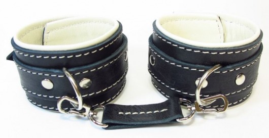 Оковы на руки со светлым подкладом - БДСМ Арсенал - купить с доставкой в Йошкар-Оле
