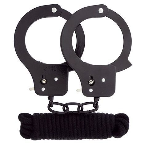 Чёрные наручники из листового металла в комплекте с веревкой BONDX METAL CUFFS LOVE ROPE SET - Dream Toys - купить с доставкой в Йошкар-Оле